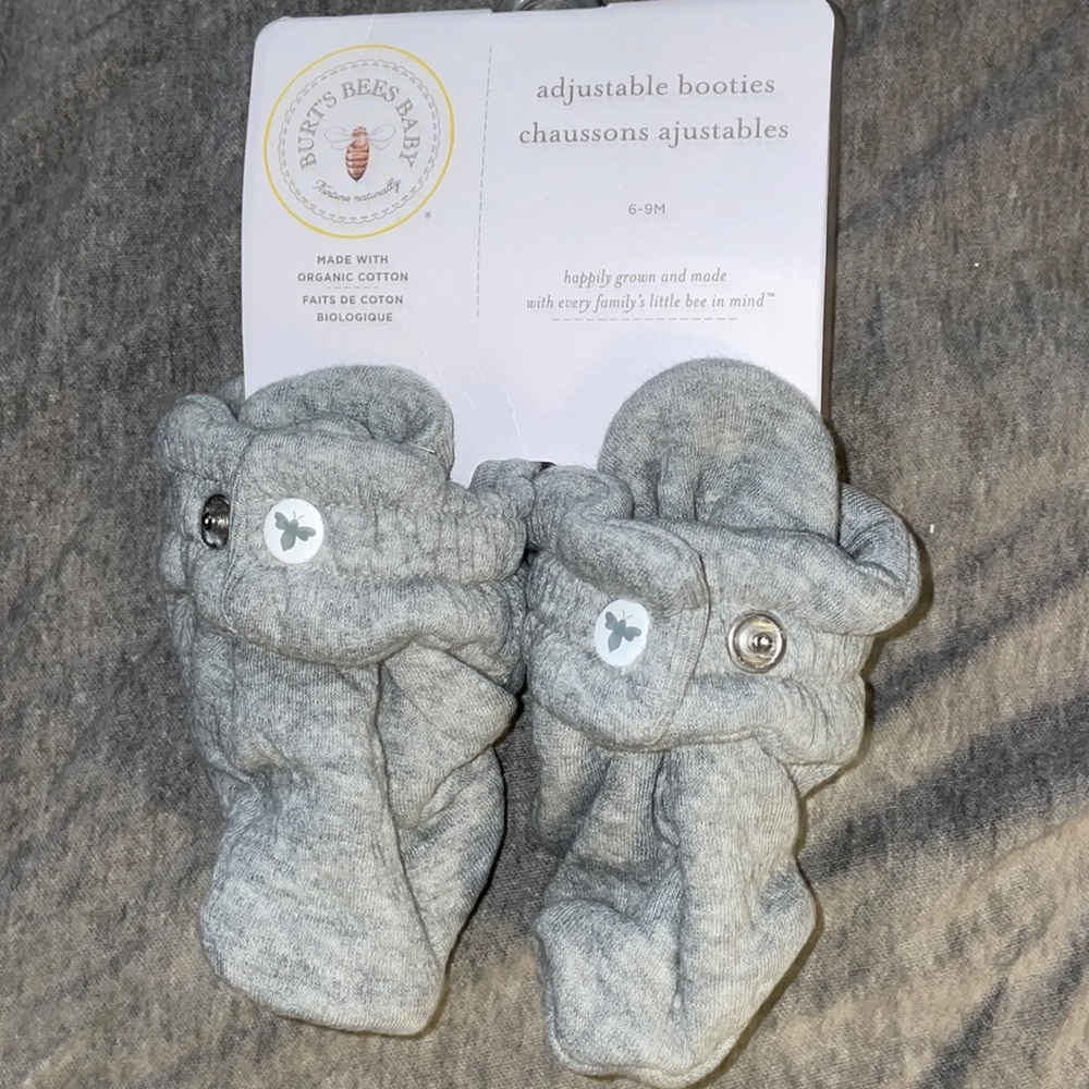 NWT Burts Bees Gray Adjustable Booties size 6-9months